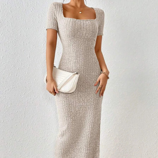 Simple Solid Color Knitted Dress with Short Sleeves