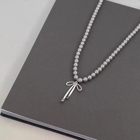Fashionable Choker with Pendant Graceful Bowknot Pendant Choker Necklace with Gray Pearls Neck Jewelry Accessories